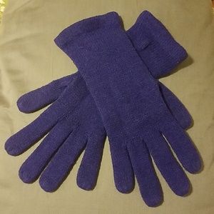 Purple gloves